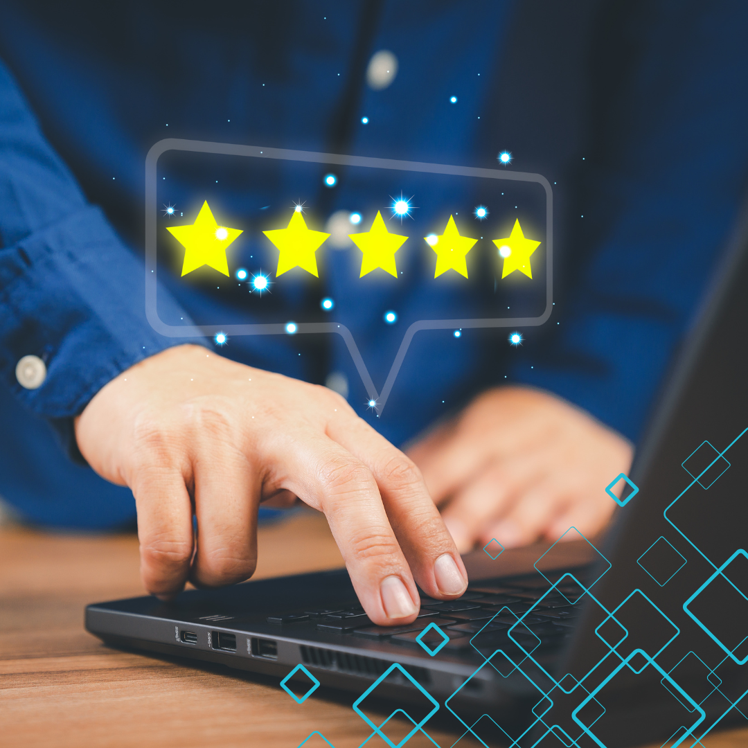 Social Media & Designing – User Testimonial Graphics